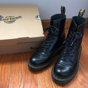 Dr. Martens Clemency Boot Size 7